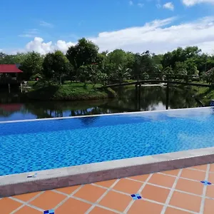 Resort Api-api Eco, Pantai Kok